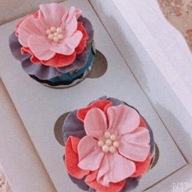 Floral Theme Cupcakes