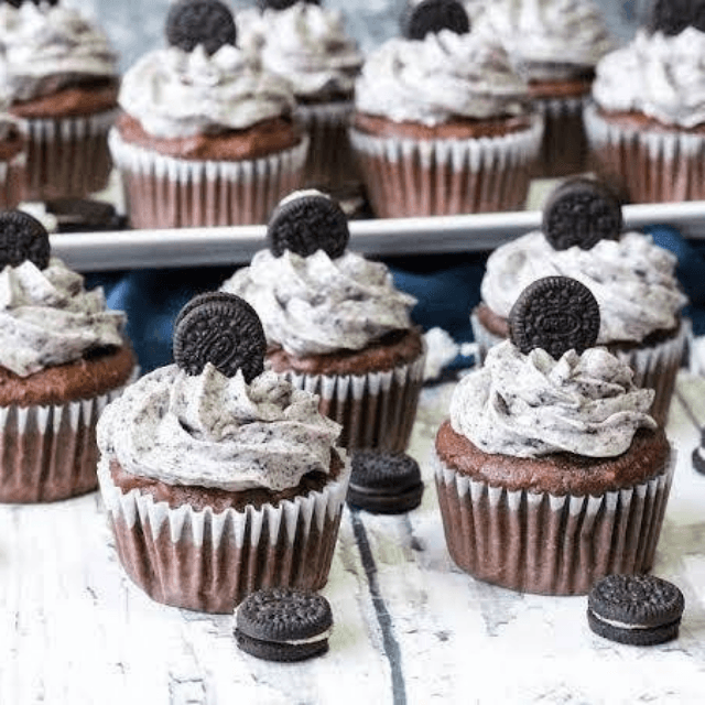 Oreo Chocolate Cupcakes